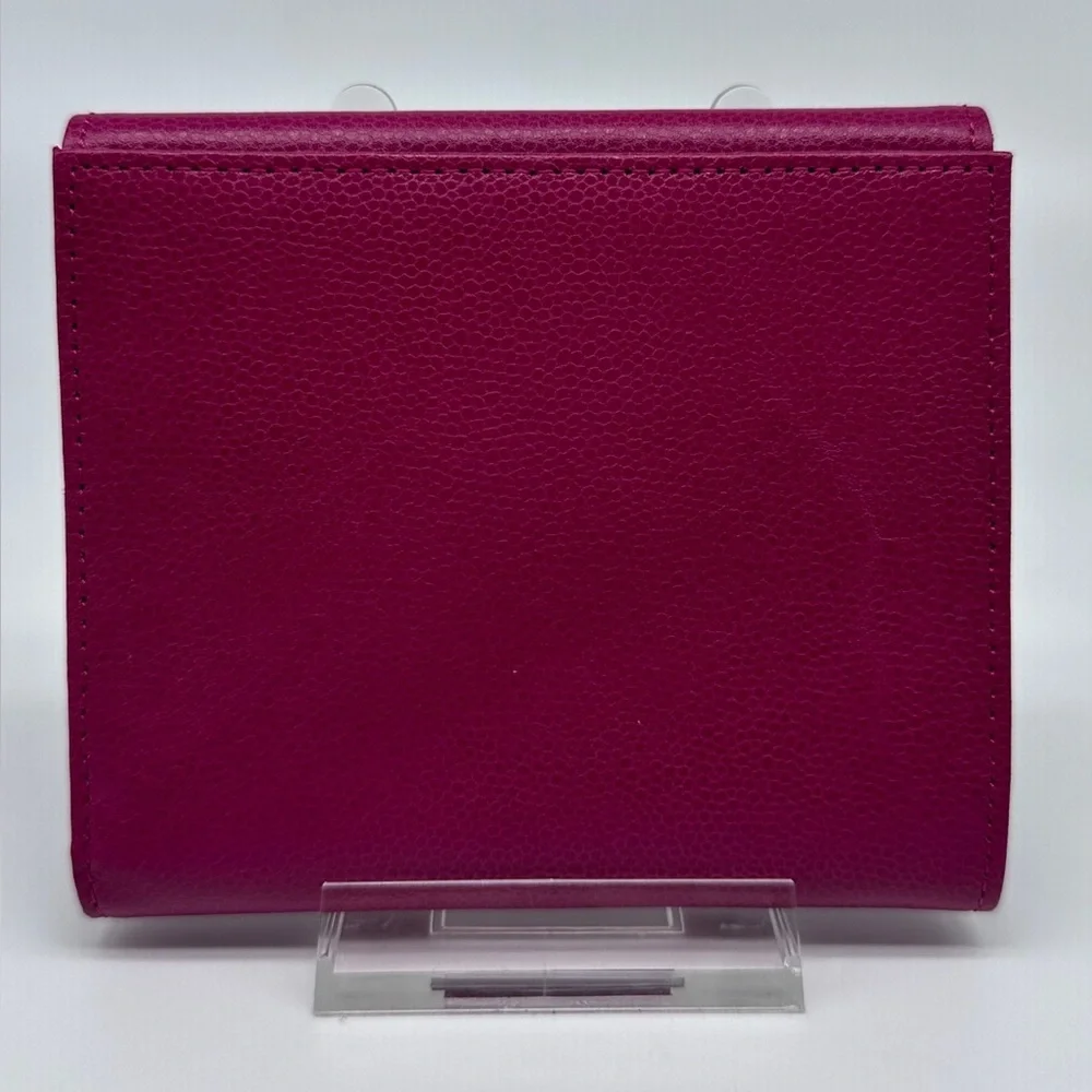 Vintage Givenchy Pink Leather Wallet with Gold Hardware - Picture 4 of 10